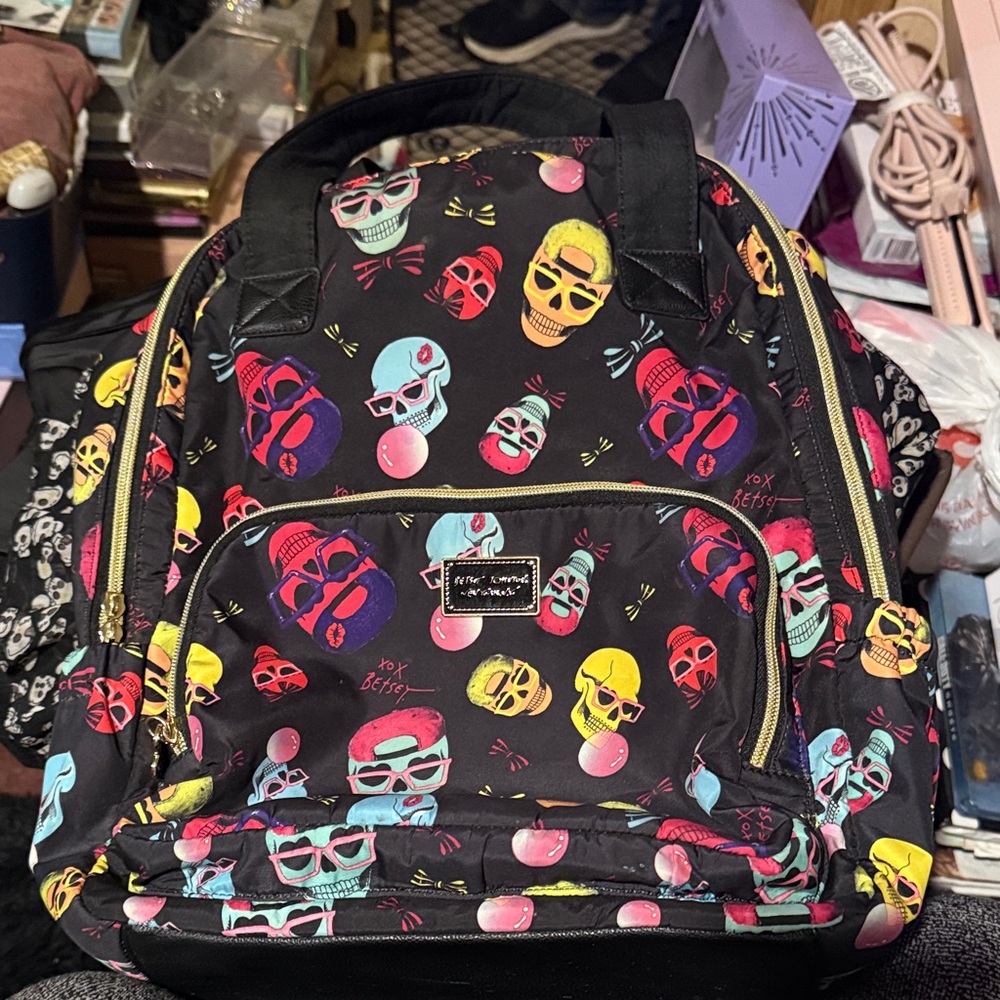 Betsey Johnson New York, NY SKULLS Backpack (Vintage)